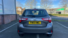 Toyota Yaris 1.5 VVT-i Icon Tech 5dr Petrol Hatchback
